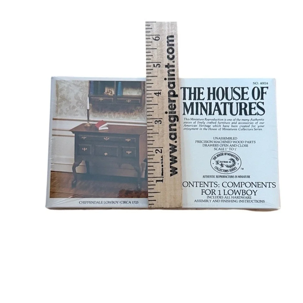 House of Miniatures Chippendale Lowboy 1:12 Scale Dollhouse Kit